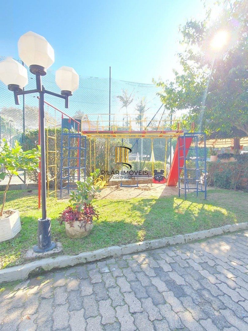 Casa Condominio para Venda - 216m², 3 dormitórios, sendo 1 suites, 2 vagas - Tristeza