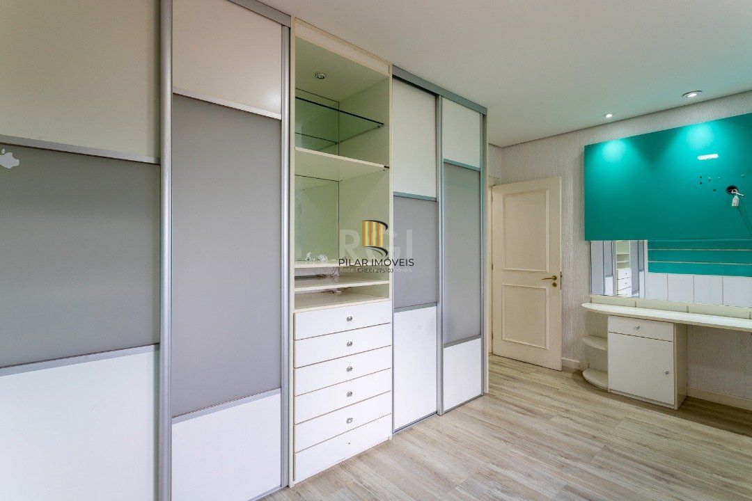 Casa Condominio para Venda - 348m², 3 dormitórios, sendo 1 suites, 2 vagas - Terra Ville