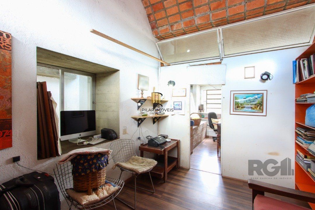 Casa para Venda - 393m², 4 dormitórios, sendo 2 suites, 4 vagas - Ipanema