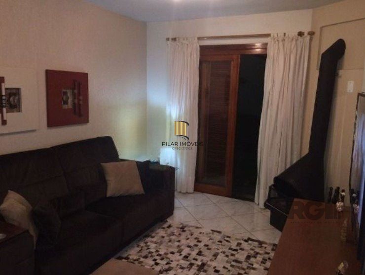 Casa de Condomínio 3 dormitórios no bairro Cavalhada