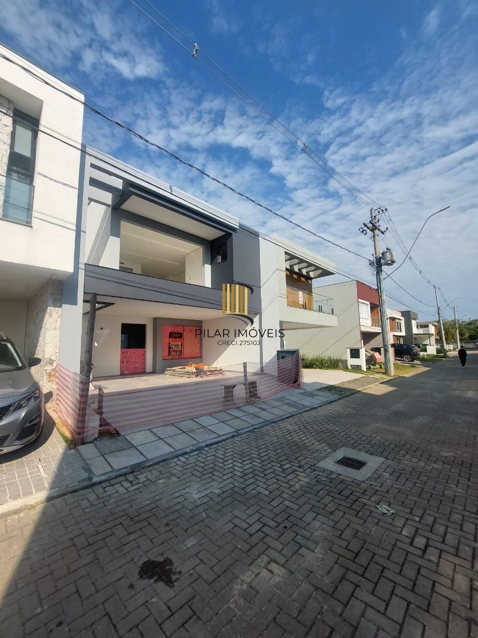 Casa em condomínio fechado Pateo Verde, 3 suítes sendo 1 master com sacada e 2 vagas de garagem - Pilar Imóveis