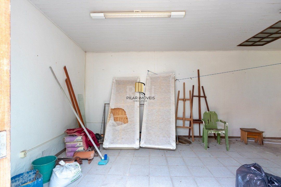 Casa para Venda - 149.99m², 6 dormitórios, sendo 2 suites, Nonoai
