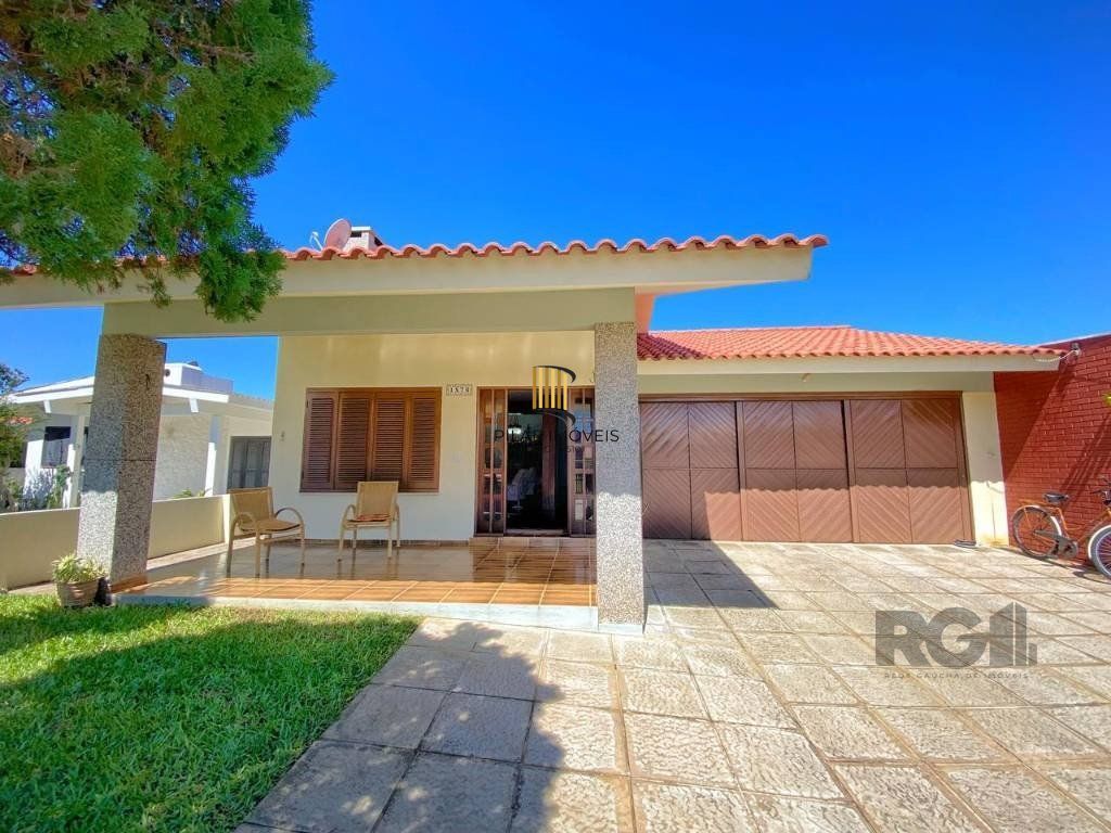 Casa 3 dormitórios no bairro Centro