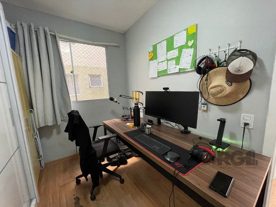 Apartamento 2 dormitórios no bairro Cavalhada