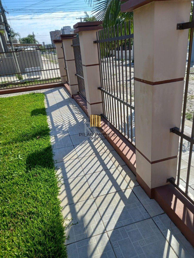 Casa para venda - 196m², 3 dormitórios - Centro de Torres/RS