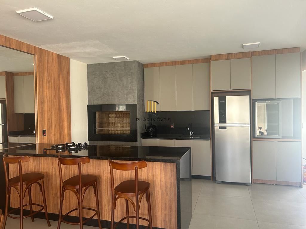 Casa em condomínio