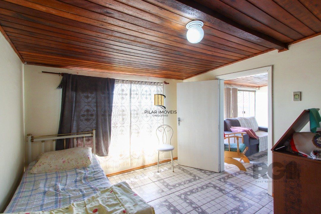 Casa 04 dormitórios, 02 suítes, living 02 ambientes