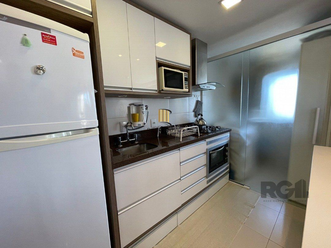 Apartamento 2 dormitórios no bairro Tristeza