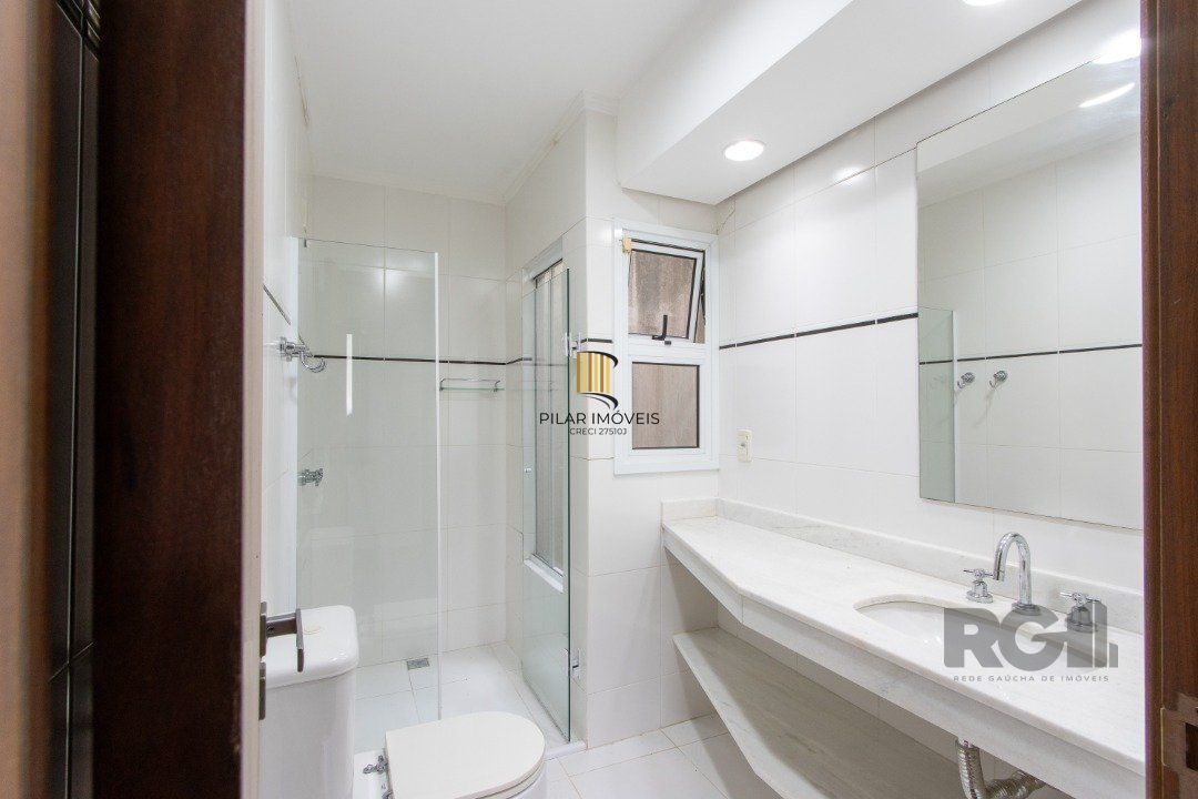 Casa 4 dormitórios no bairro Cristal