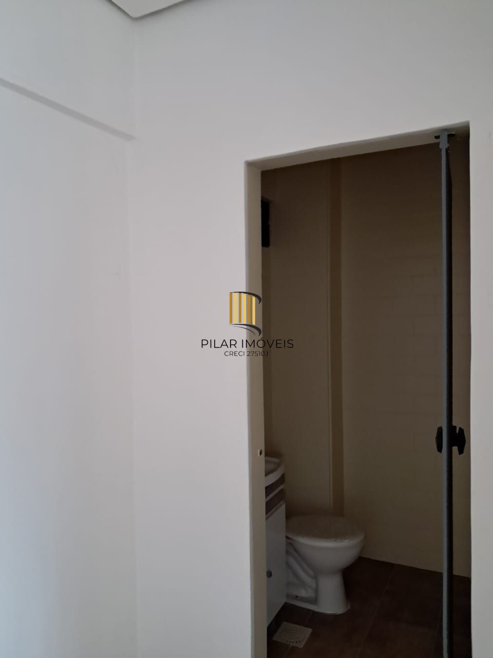 Conjunto/Sala para Venda - 57m² privativos no Centro Histórico