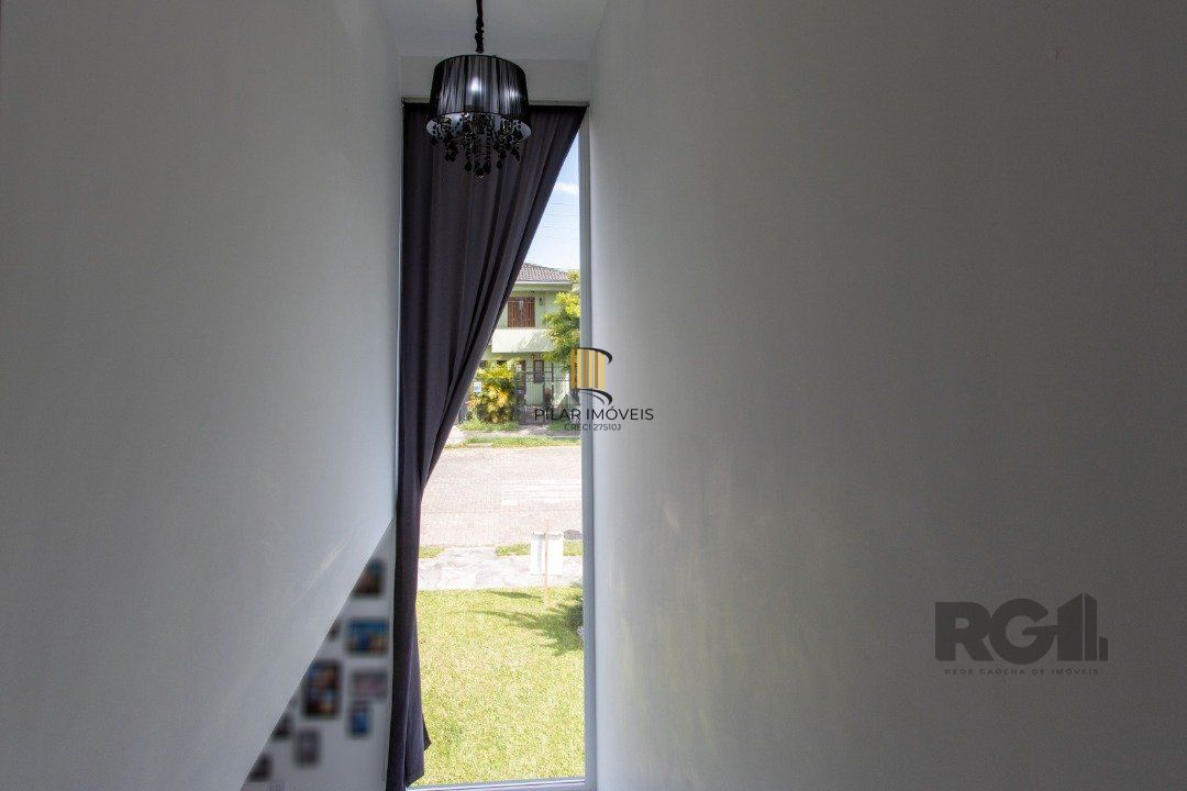 Casa 2 dormitórios no bairro Hípica