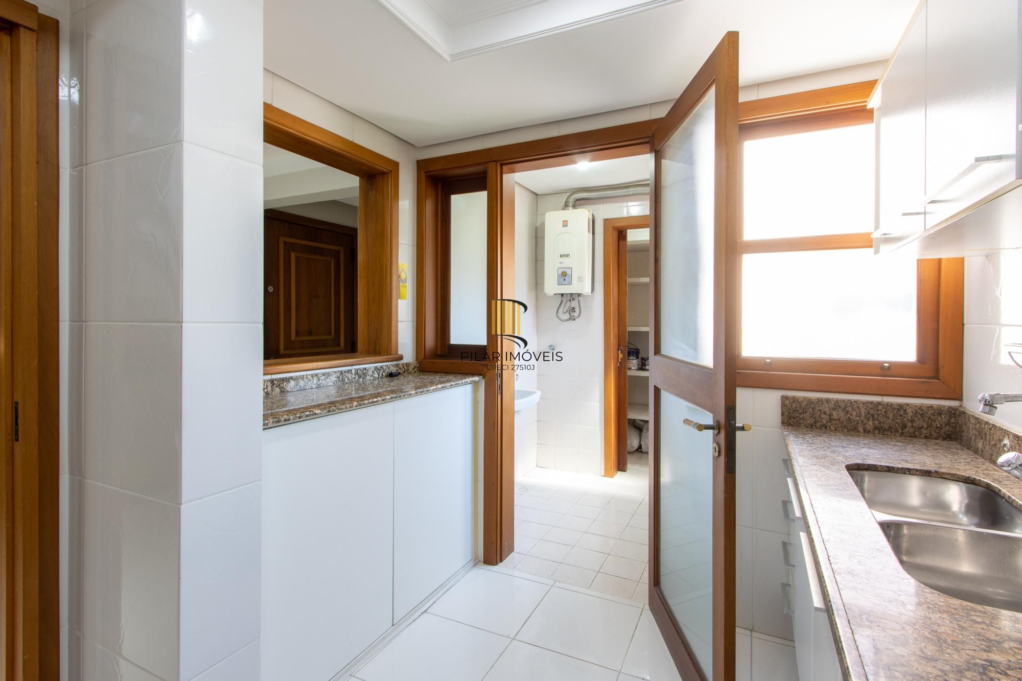 Apartamento 3 dormitórios no bairro Ipanema