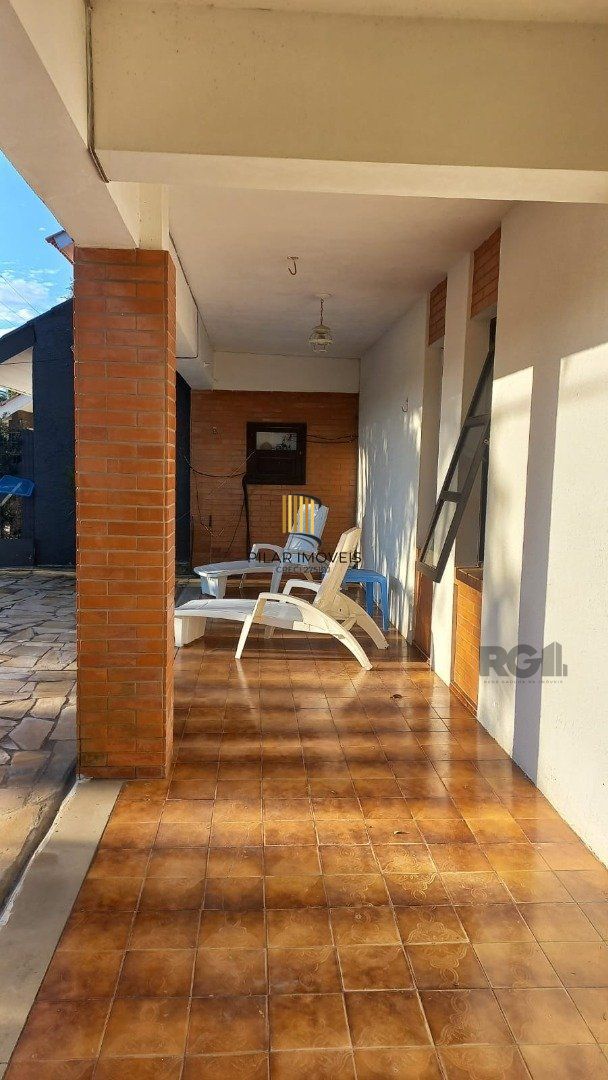 Casa 3 dormitórios no bairro Atlântida