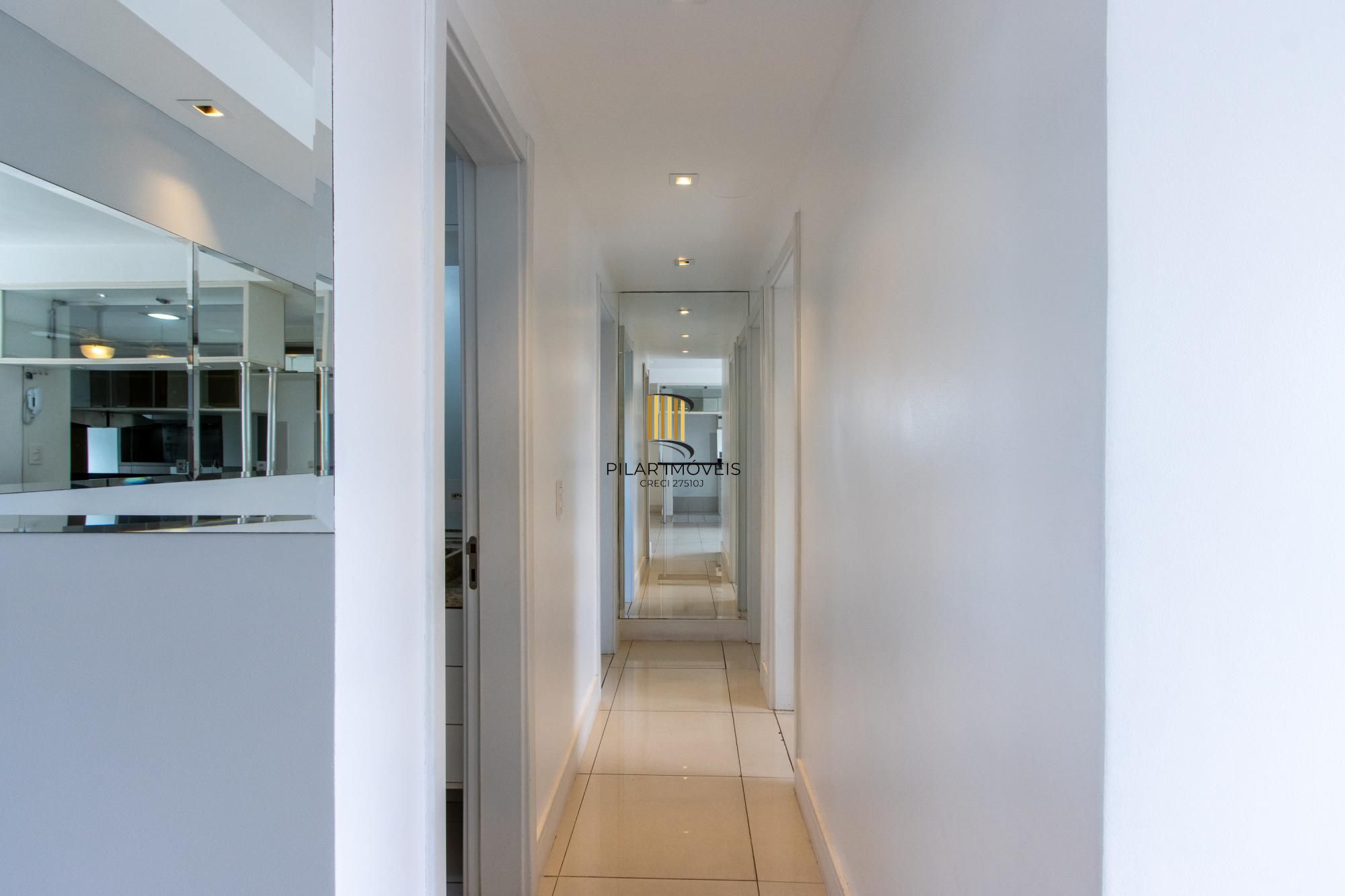 Apartamento no Bairro Cristal de 3 dormitórios,1 Suíte, Semi mobiliado com 1 vaga escriturada