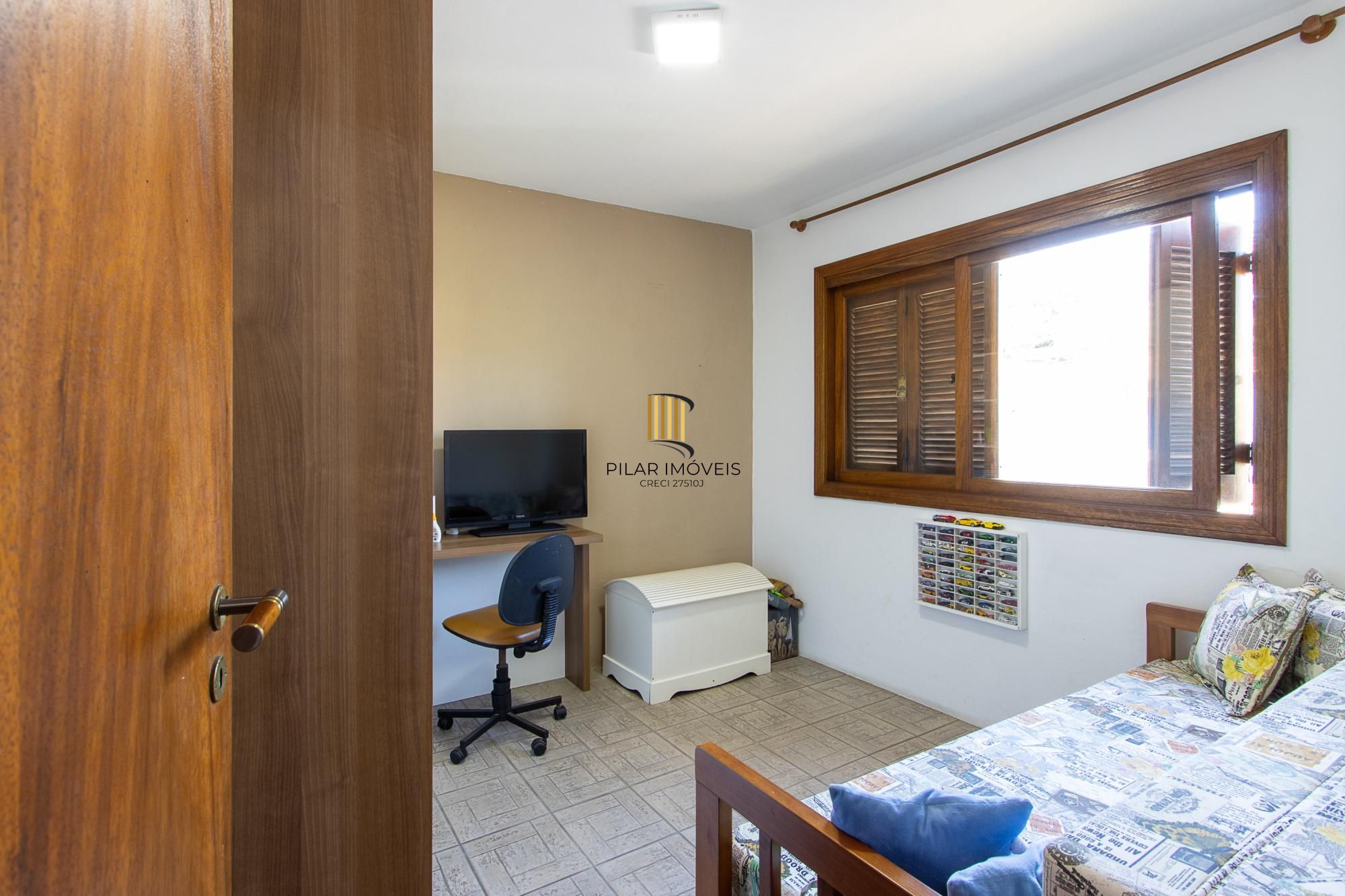 Casa 3 dormitórios no bairro Tristeza