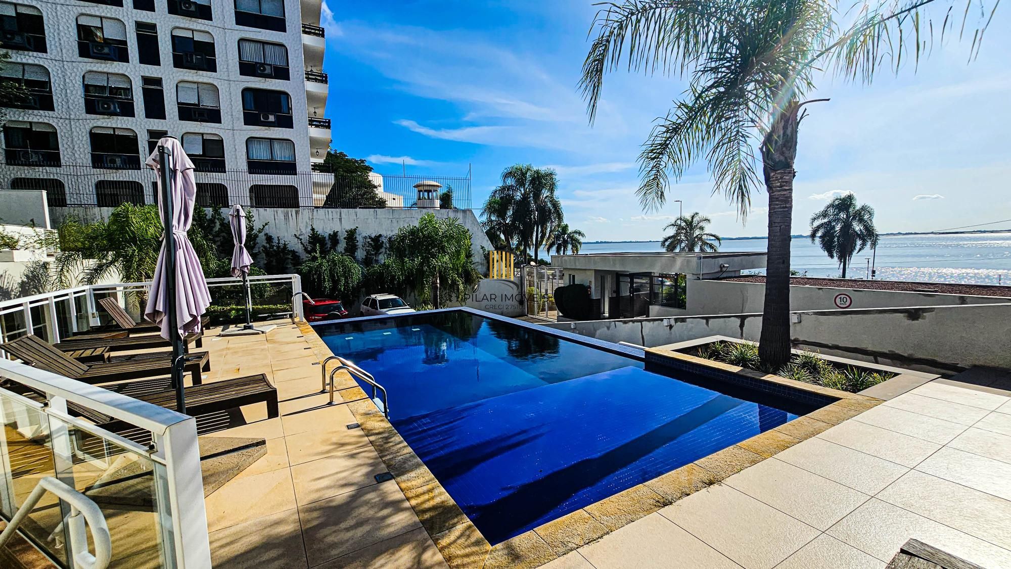 Casa 3 andares de 250,88m², com elevador novo - Pilar Imóveis