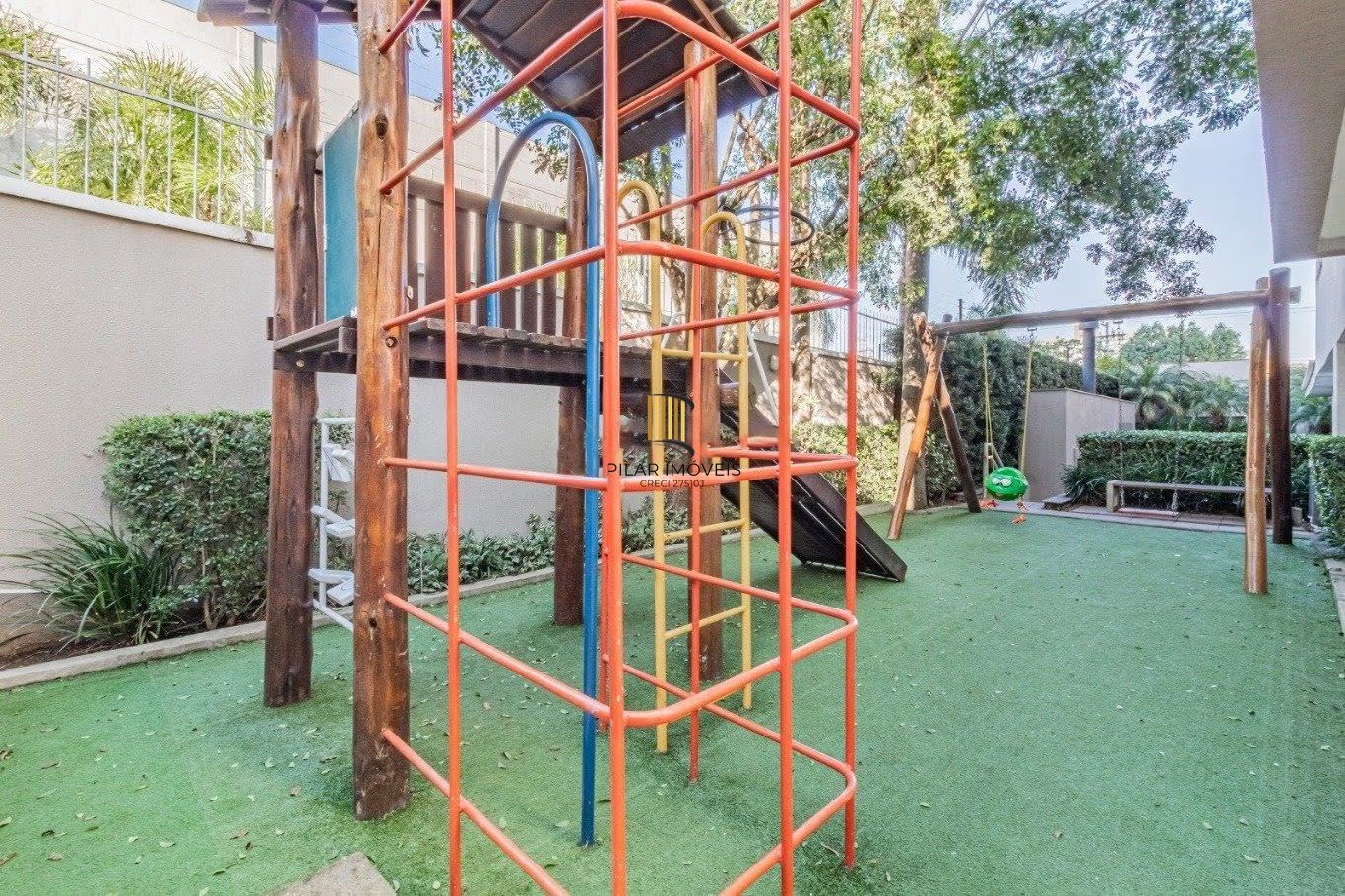 Apartamento com 2 dormitórios, sendo 1 suíte, e sala ampla com ambientes integrados - Condomínio Residencial Sucre
