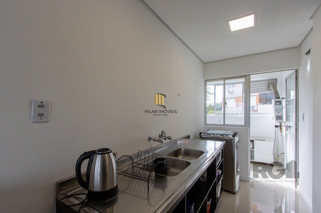 Apartamento com 3 dormitórios na Rua Dr. Barcelos