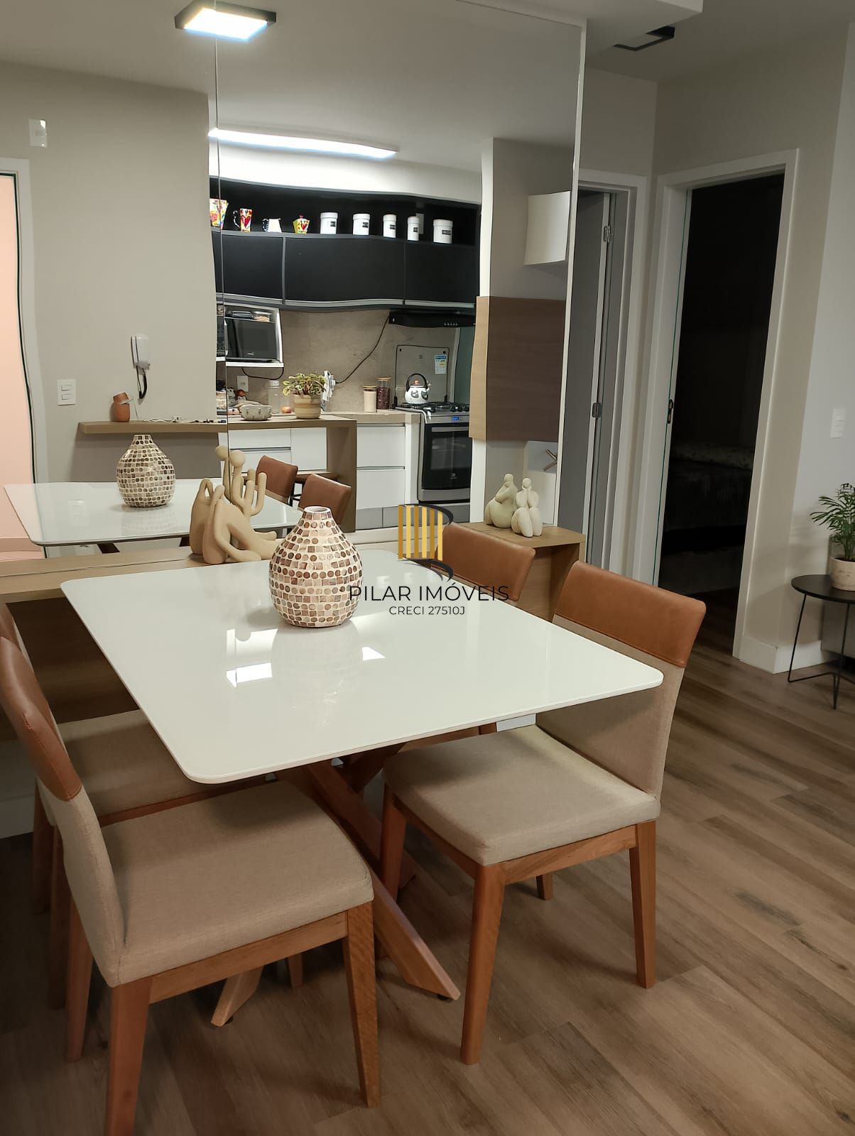 Apartamento 2 dormitórios no bairro Vila Nova