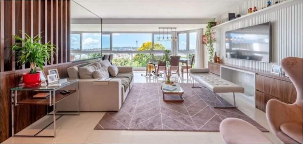 Apartamento Garden à venda com 3 dormitórios, 150m² e 2 vagas no bairro Cristal, Zona Sul de Porto Alegre