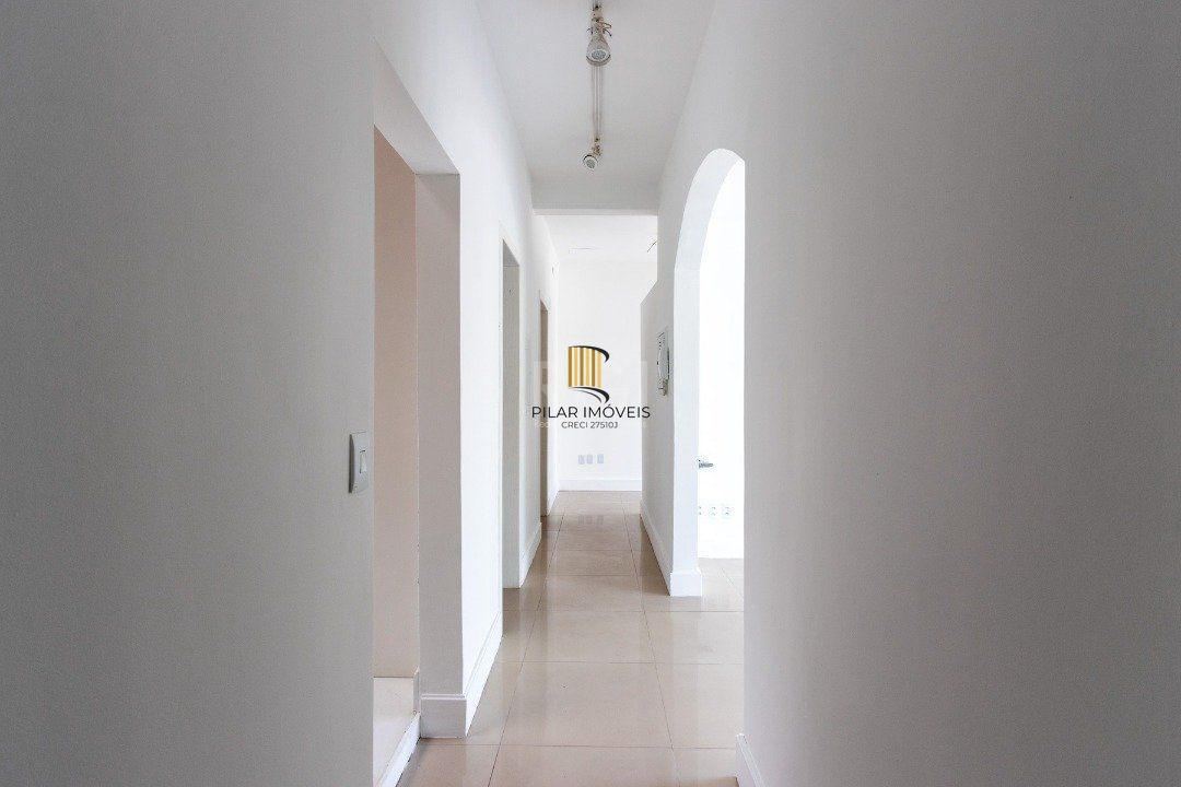 Predio para Venda - 215.37m², 0 dormitórios, Menino Deus