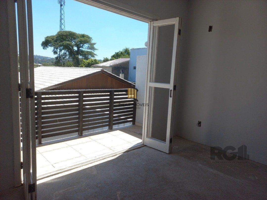 Casa para Venda - 254.27m², 3 dormitórios, 2 vagas - Vila Nova