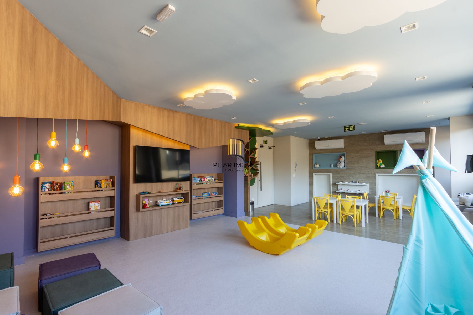 Apartamento 2 dormitórios no bairro Azenha