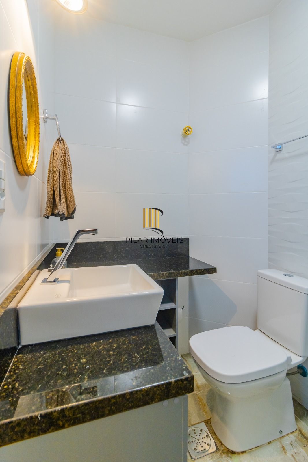 Apartamento 1 dormitório Bairro: Centro Histórico
