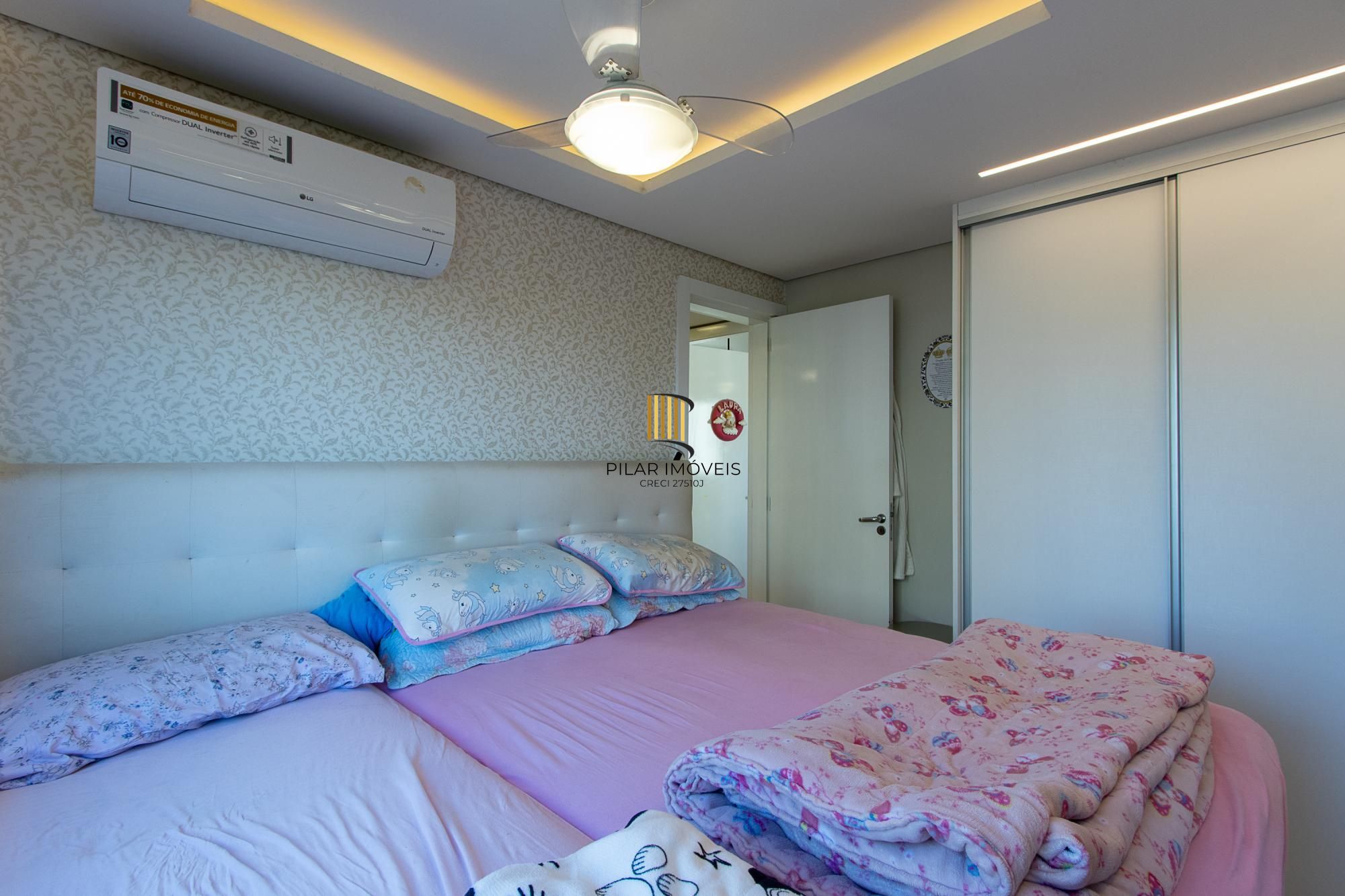 Apartamento com 2 dormitórios no bairro Cavalhada