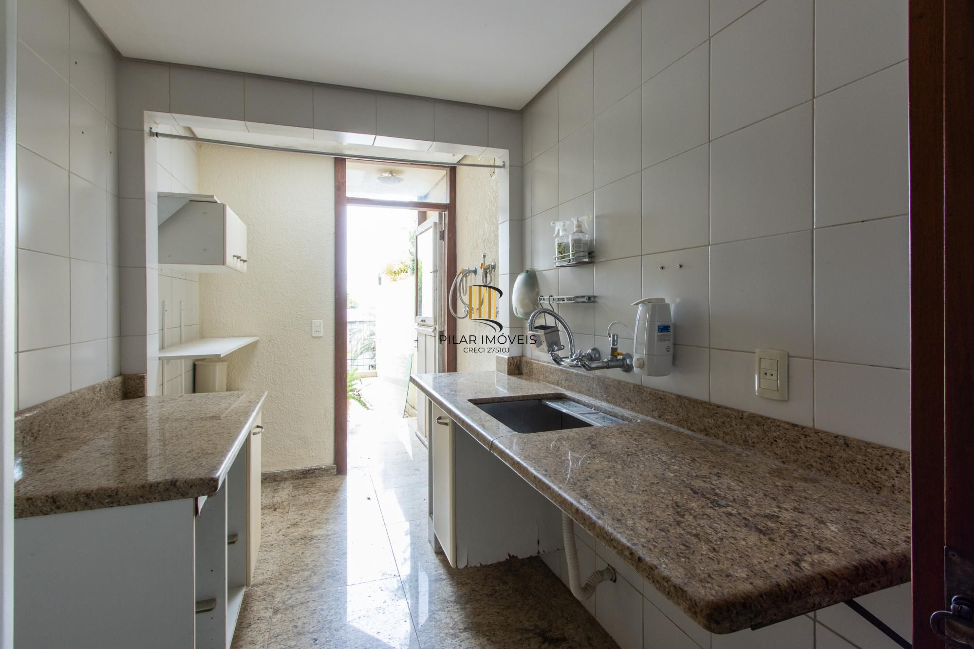Casa Condominio 3 Dormitório(s) Bairro Vila Assunção