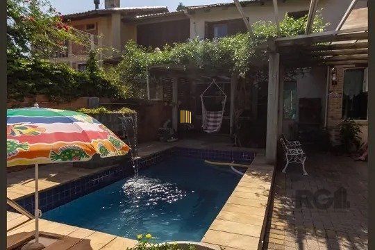 Casa de 4 dormitórios mobiliada para venda no Bairro Jardim Itu Sabara.
