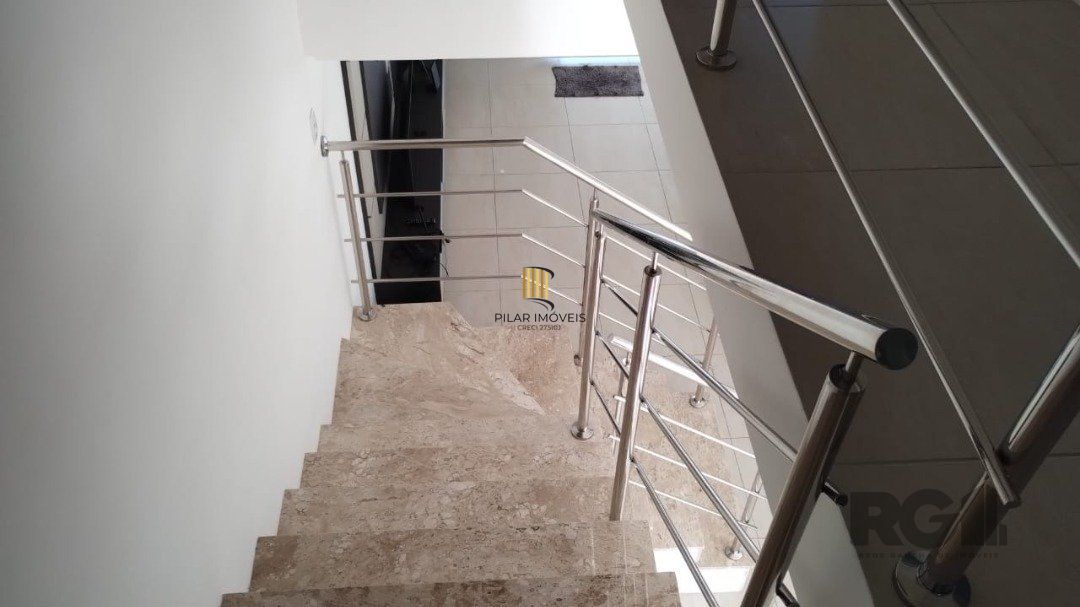 Casa de Condomínio 3 dormitórios no bairro Atlântida Sul