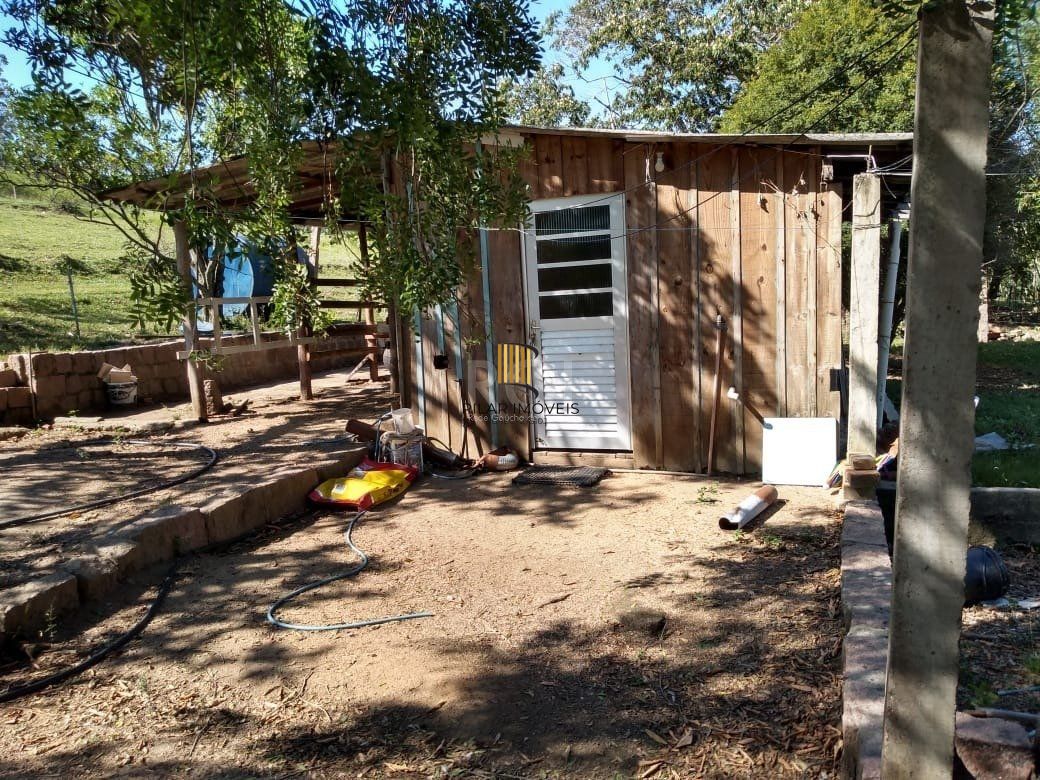 Sítio para Venda - 240m², 4 dormitórios, Itapuã