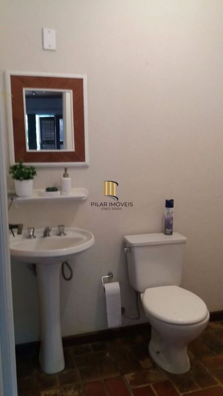 Casa para Venda - 239.2m², 3 dormitórios, 2 vagas - Recanto Do Sabiá