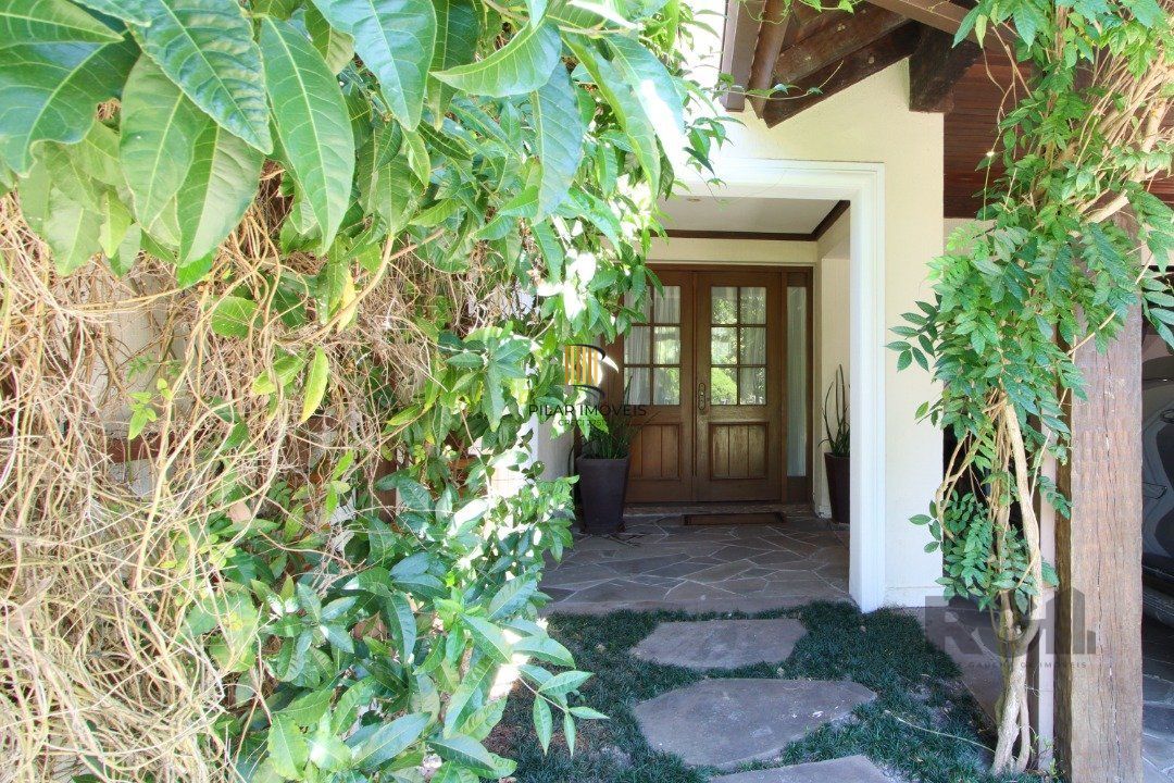 Condomínio Terra Ville , com 3 suítes, 290m² de área privativa
