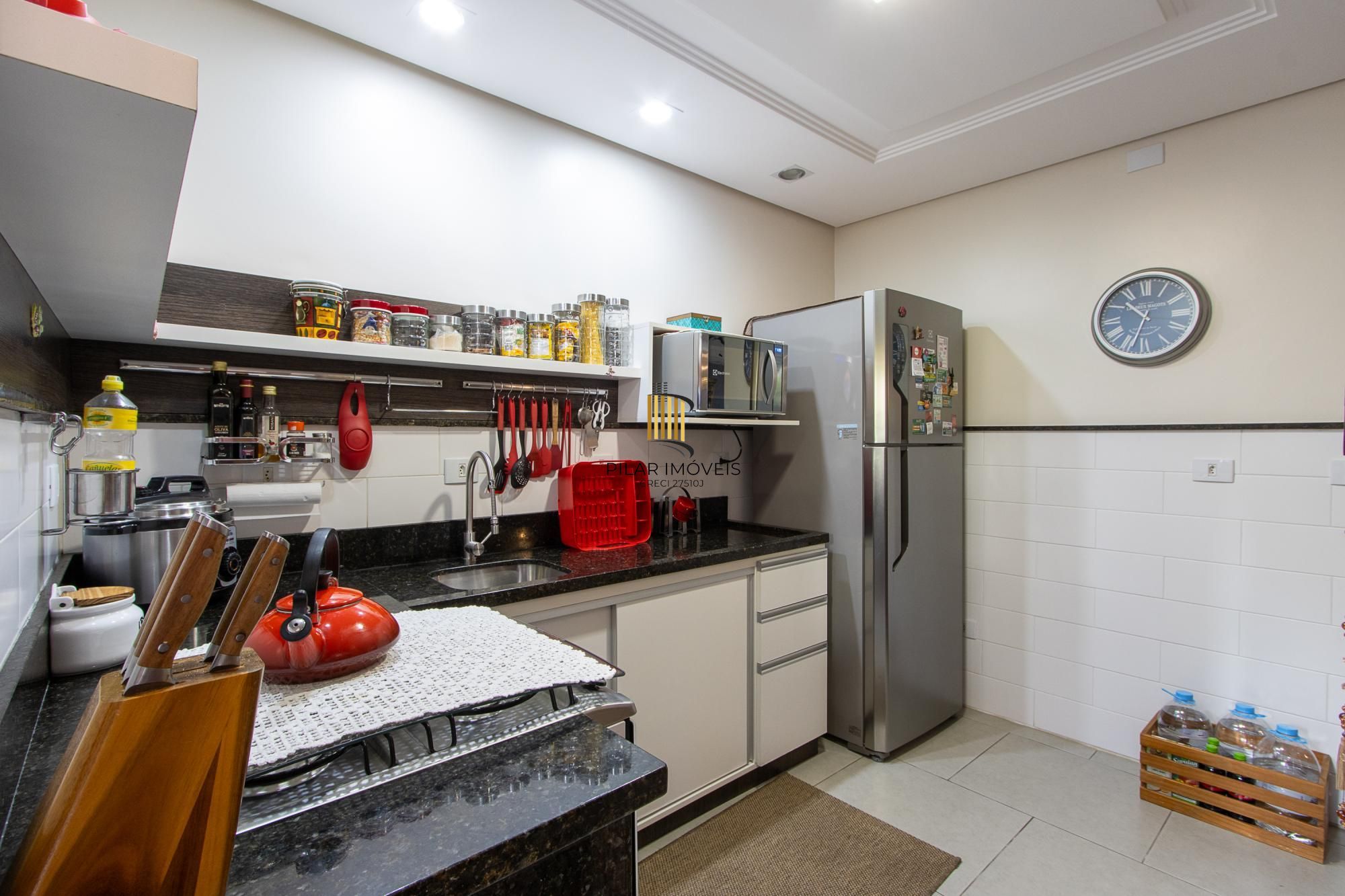 Casa 3 dormitórios com suíte master, terraço e 186m² no Lagos de Nova Ipanema