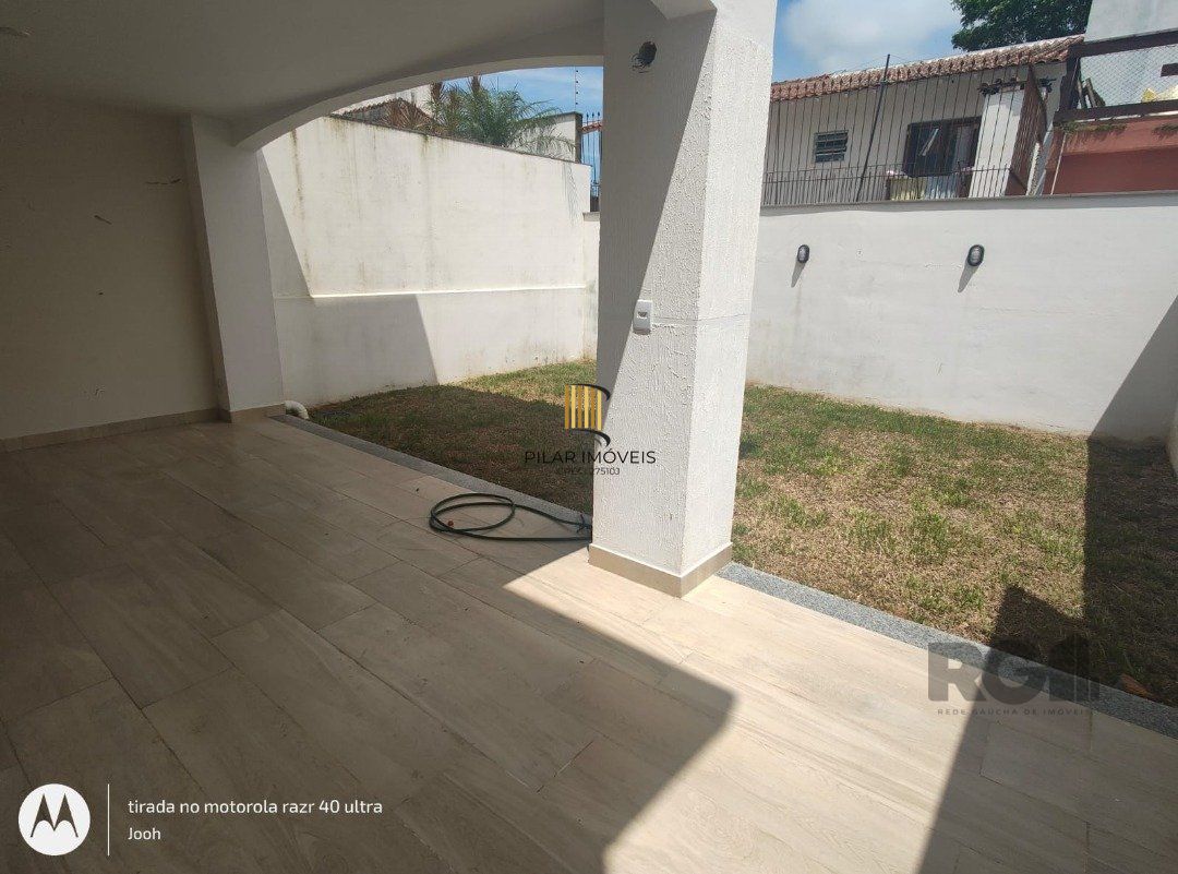 Casa em Condomínio fechado com 3 dormitórios no bairro Vila Nova em Porto Alegre, RS