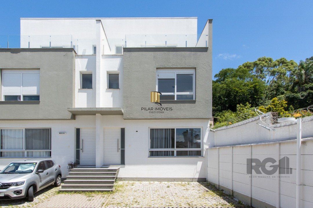 Casa em Condomínio, 197m², 3dormitórios, bairro Glória