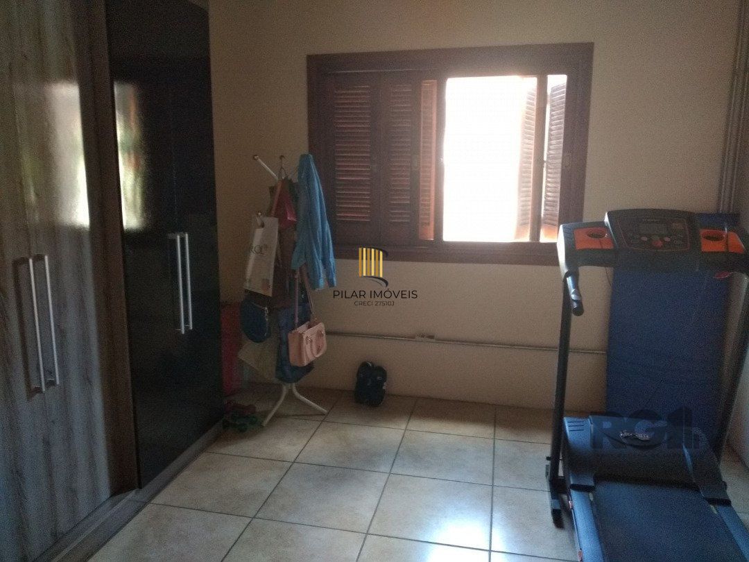 Casa 4 dormitórios no bairro Espírito Santo