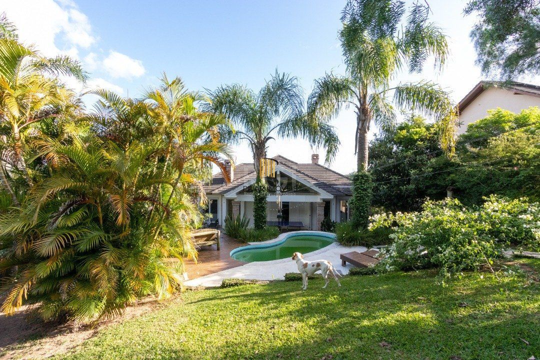 Casa Condominio para Venda - 280m², 3 dormitórios, sendo 1 suites, 4 vagas - Campo Novo