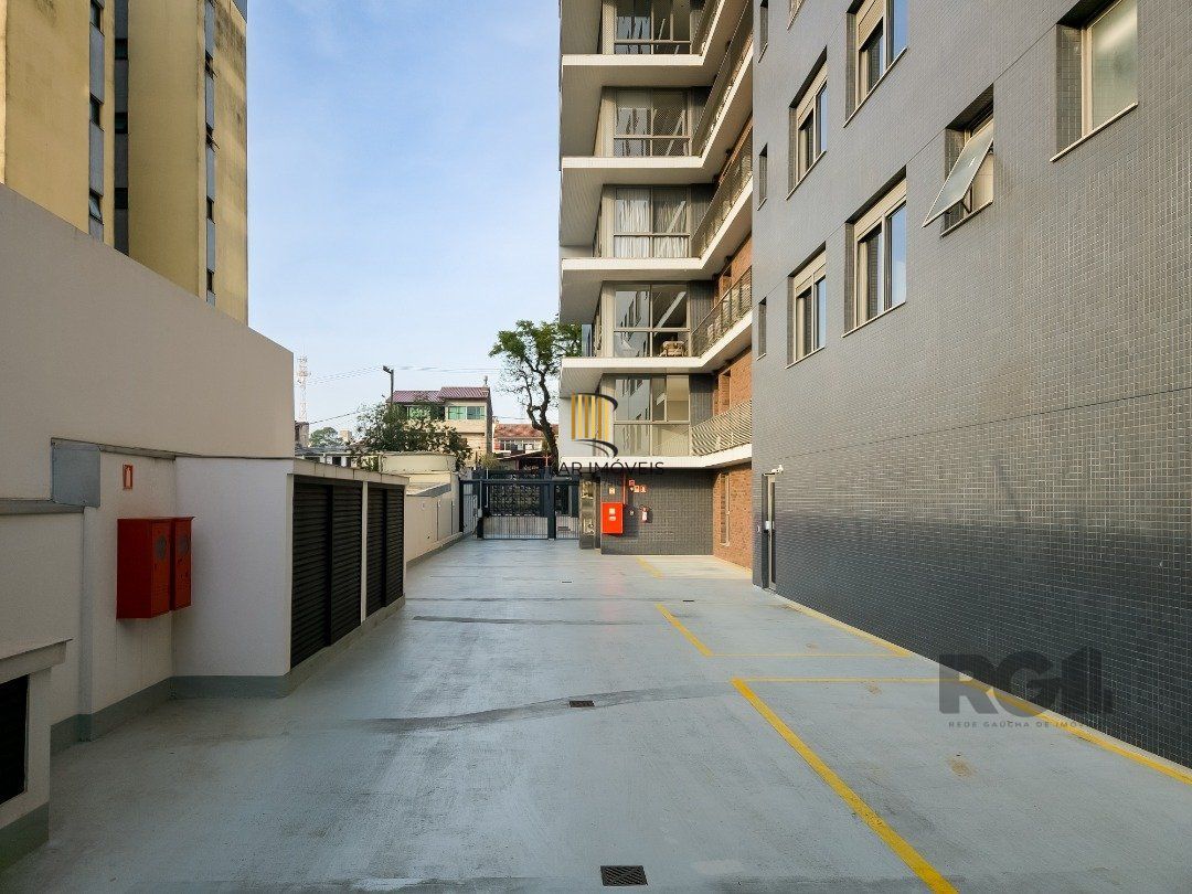 Apartamento com 145m² e 3 dormitórios no bairro Tristeza em PORTO ALEGRE para Comprar