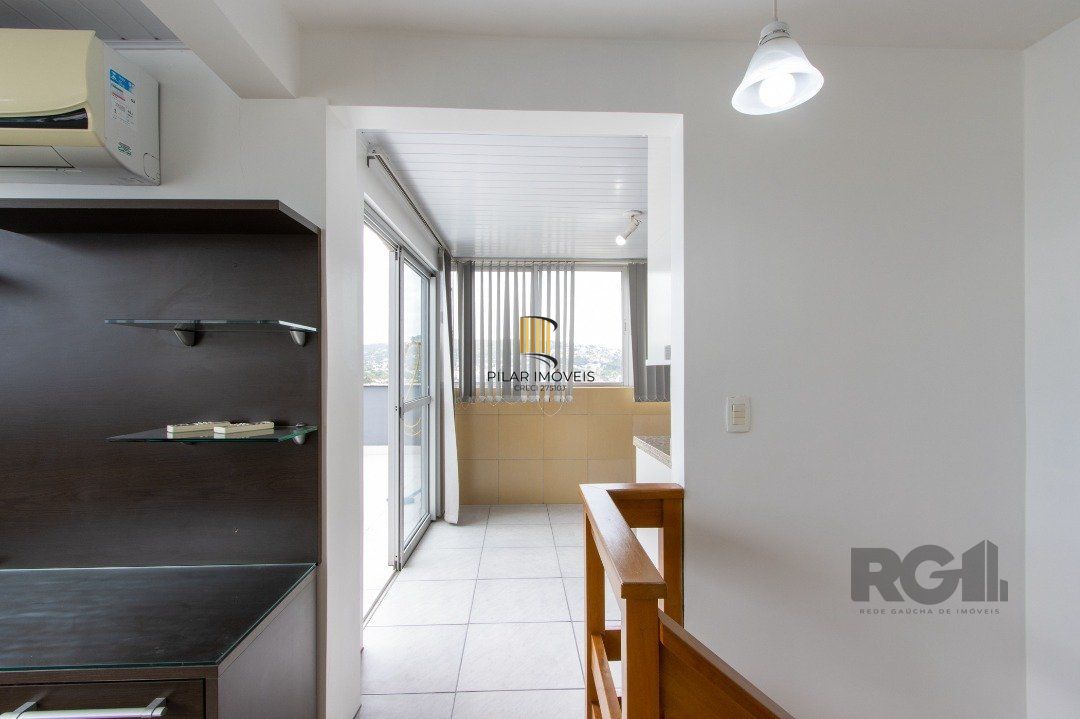 Cobertura 2 quartos, 2 banheiros, 1 vaga, terraço, elevador, condomínio com infra, Bairro Cristal