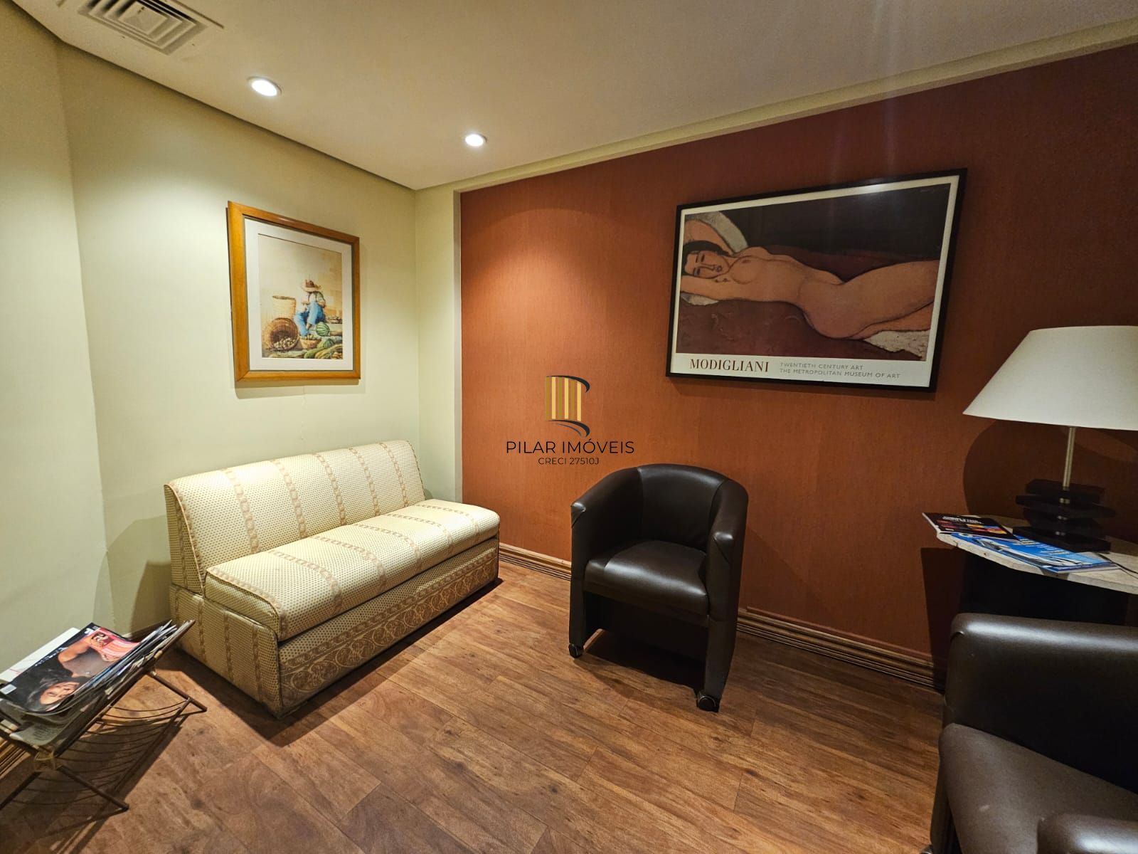 Sala comercial a 1 quadra do Parcão - Pilar Imóveis