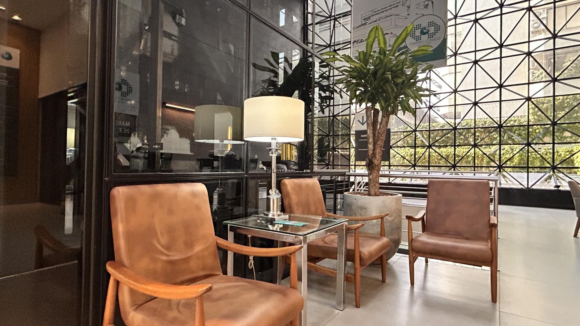 Consultório Médico na Mãe de Deus Center/Menino Deus