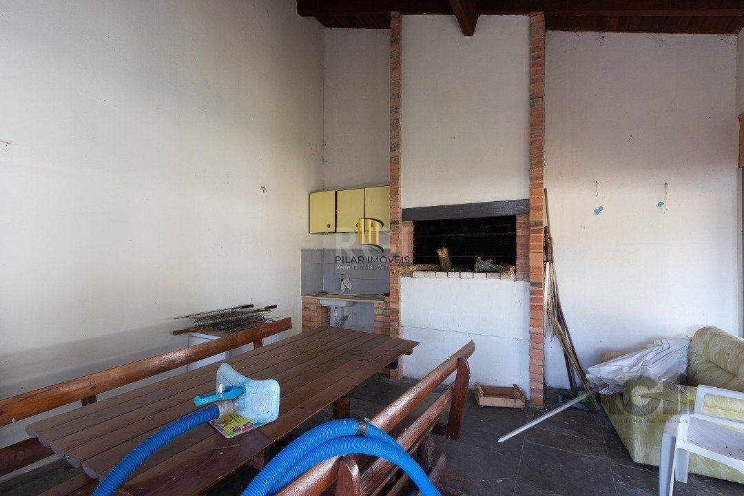 Casa 4 dormitórios no bairro Cristal