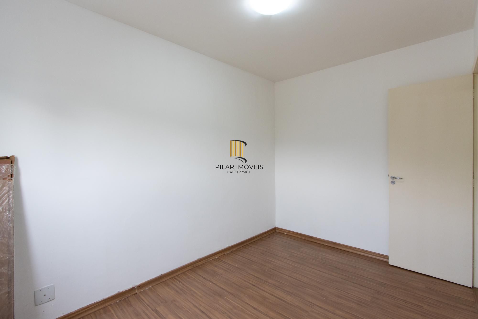 Luagge vende ap 3 dorm na Av Teresópolis