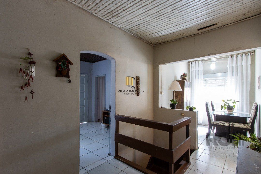 Casa 2 dormitórios no bairro Cristal