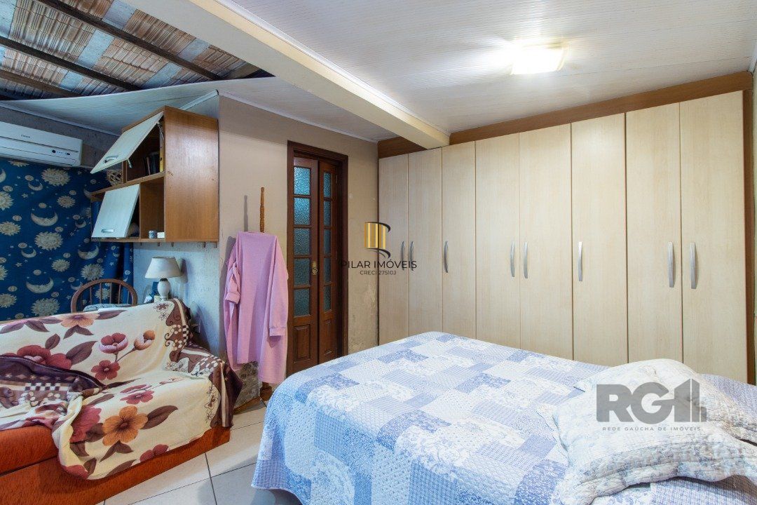 Casa de Condomínio 4 dormitórios no bairro Hípica