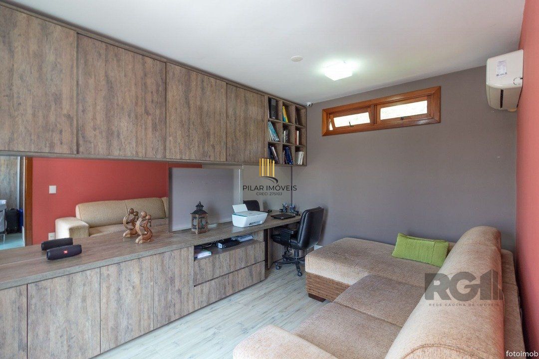 Casa Condominio para Venda - 307m², 5 dormitórios, sendo 1 suites, 4 vagas - Cristal