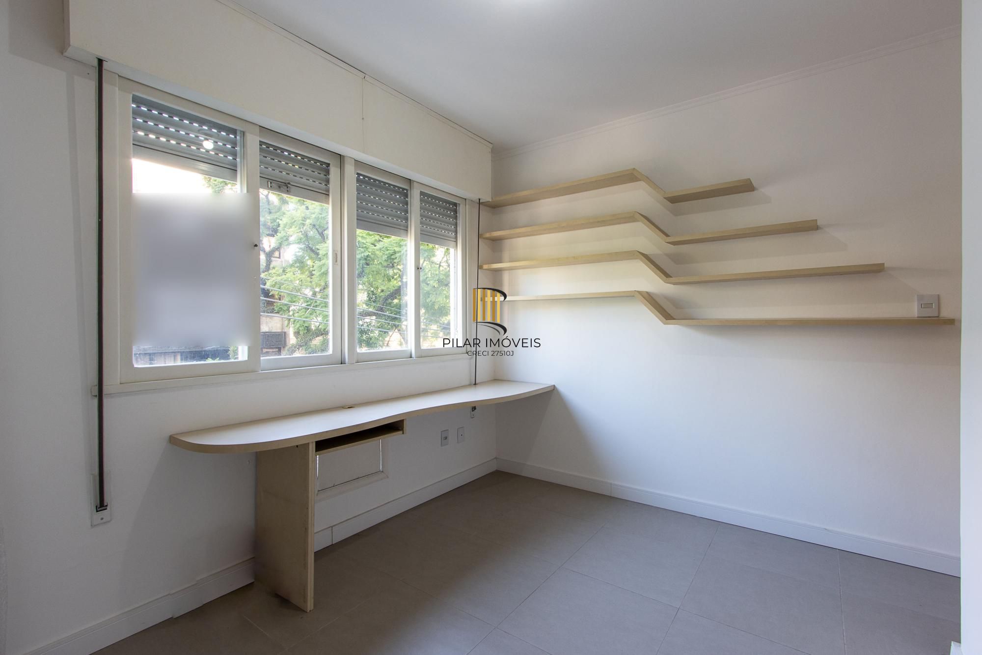 Apartamento à venda no bairro Moinhos de Vento, em Porto Alegre – RS. Com área privativa de 100.73m².